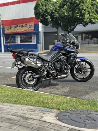 TRIUMPH TIGER 800 ABS TRIUMPH TIGER 800 ABS